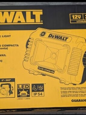 DeWalt 12V/20V LED Work Light in Yellow